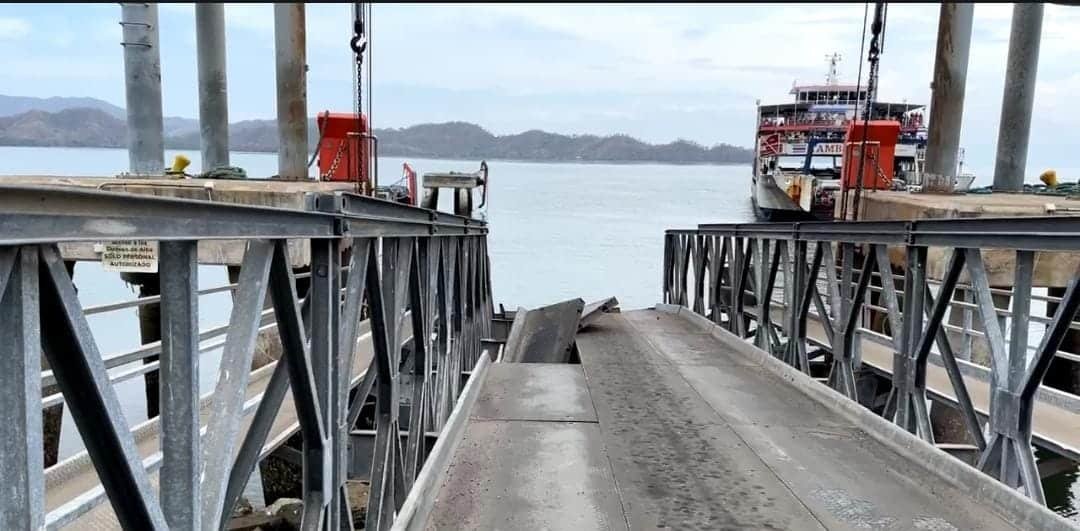 Daños en el puente del Paquera